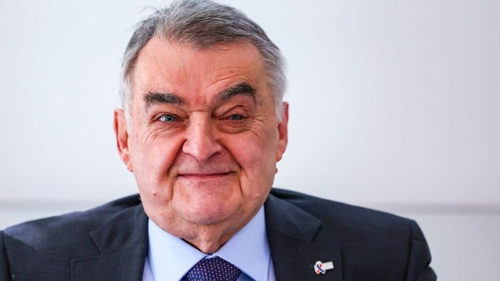 Was hat Reul am Auge? Die Hintergründe erklärt