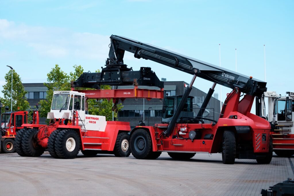 Erwerb von gebrauchten Reachstackern – Chancen und Überlegungen Erwerb von gebrauchten Reachstackern – Chancen und Überlegungen